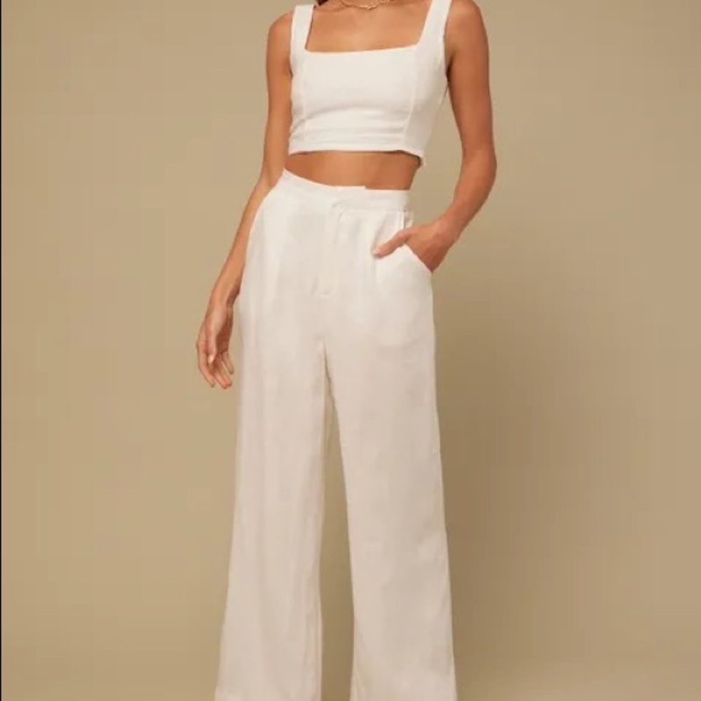 Perfect Stranger Australia beautiful white linen outfit, size 4